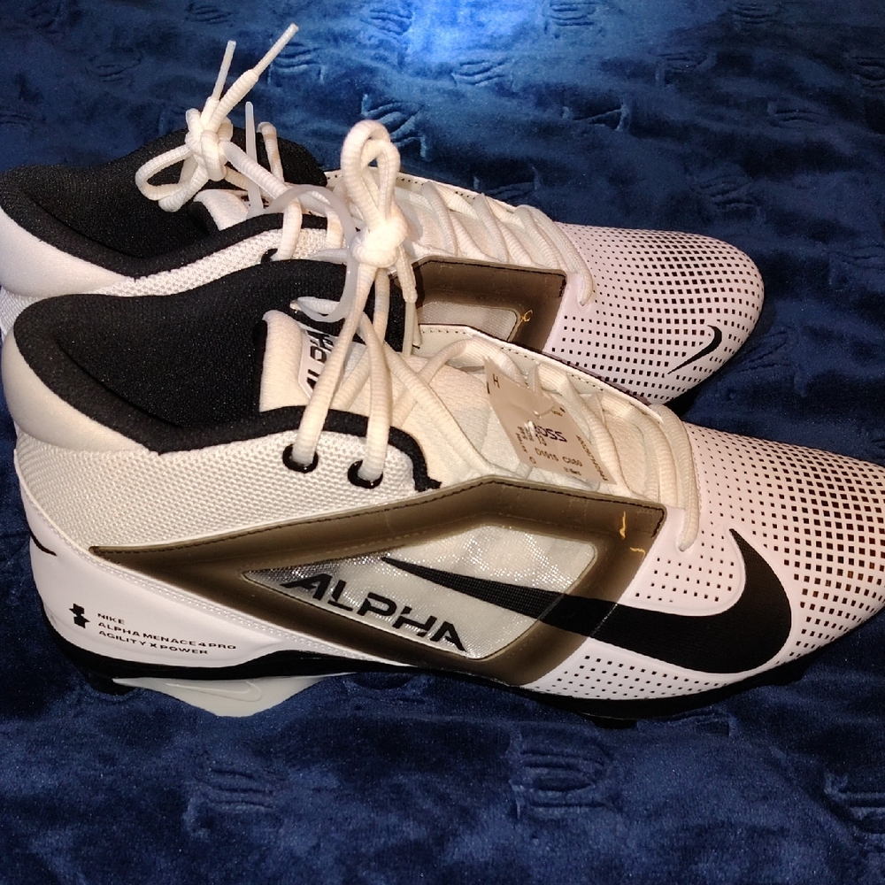 Nike Men's Alpha Menace Pro 4